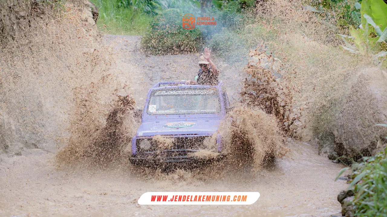 Jeep Kemuning Karanganyar